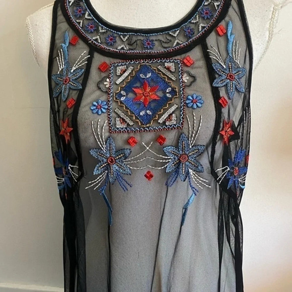 Lauren Conrad • Black Sheer Ruffle Trim Embroidered Tank Top - Picture 2 of 5